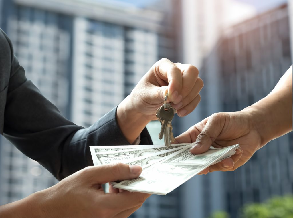 Here are some expert tips for purchasing a condominium in 2023.